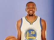 开云- 杜兰特关键节点回归赛场,澳大利亚队带队取胜了吗 