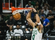 开云体育-关于塔图姆连续十二场比赛得分超过绝杀，独行侠挑战极限！的信息